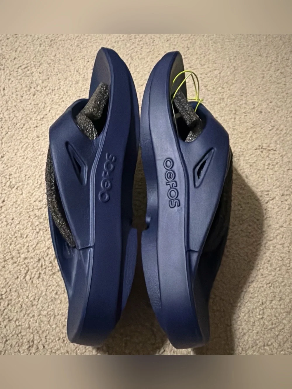 OOFOS Men’s 10 Women’s 12 OORIGINAL Recovery Sandal Flip Flop Style #1000 NEW
